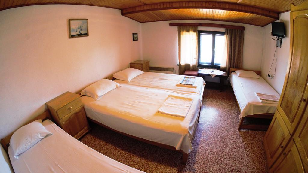 Atanasovi House Hotel Shkorpilovtsi Ngoại thất bức ảnh