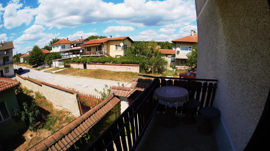 Atanasovi House Hotel Shkorpilovtsi Ngoại thất bức ảnh